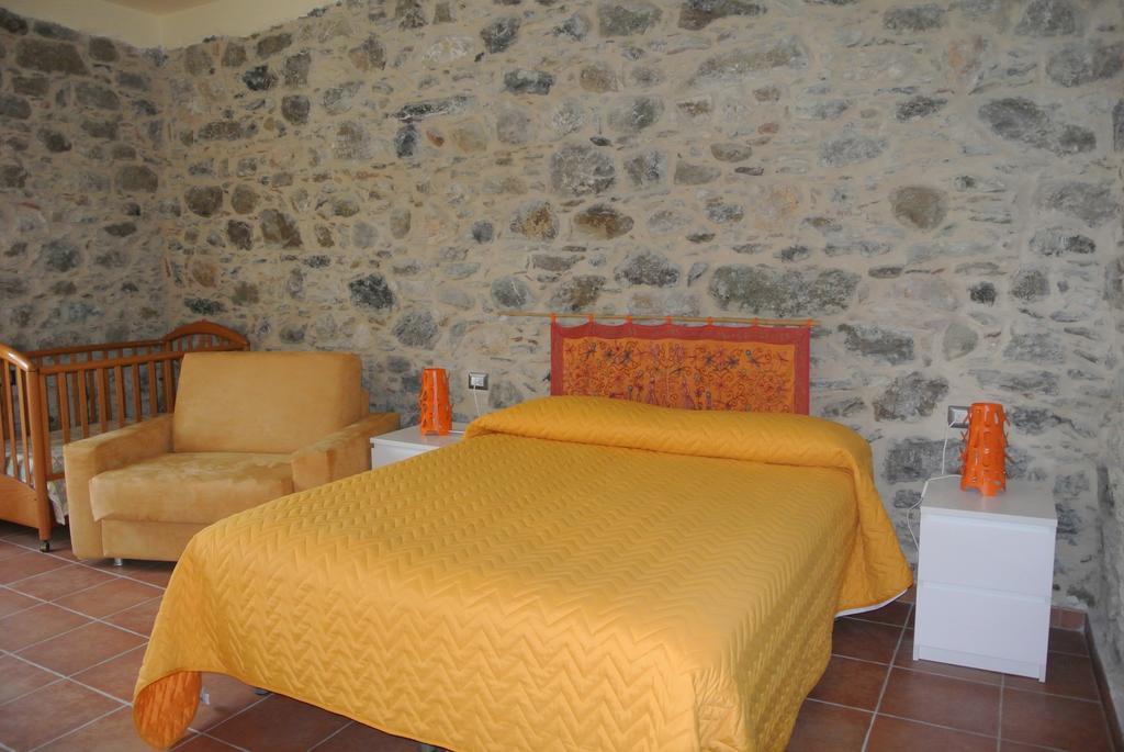 Il Vicolo Hotel Tortorici Bagian luar foto